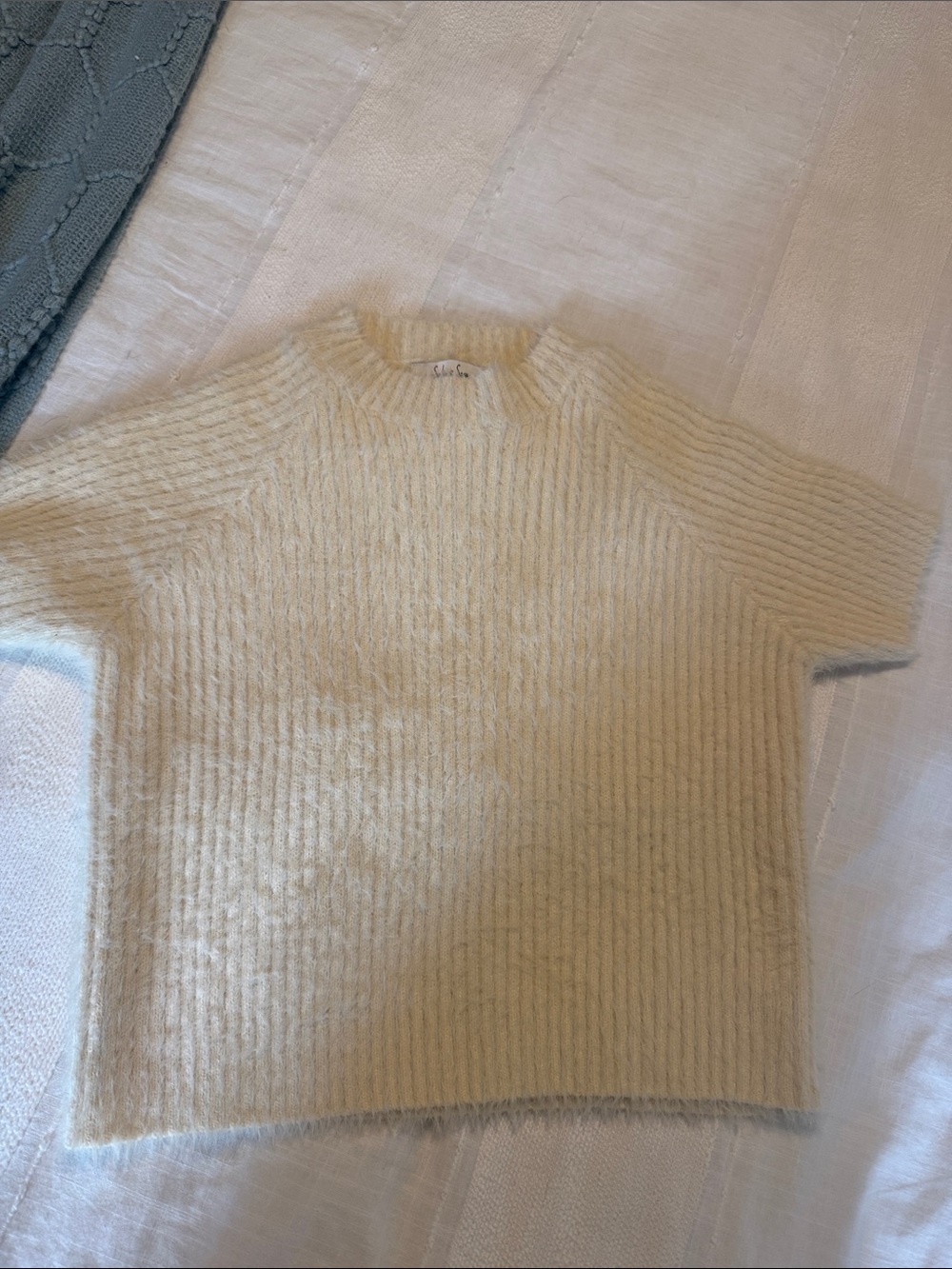 Sadie & Sage Cream Short-Sleeve Ribbed Crew Sweater